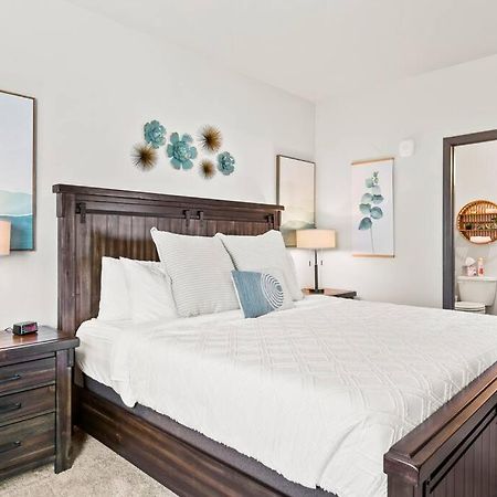 Spacious New 2 Bed 2 Bath Apt By Downtown 스포캔 외부 사진
